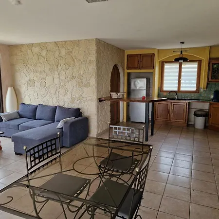 D'hotes Bed and Breakfast *