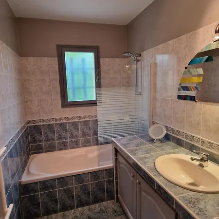 D'hotes Bed and Breakfast Saint-Martial-de-Valette