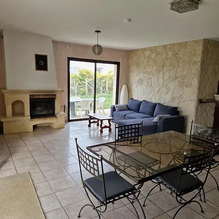 D'hotes Bed and Breakfast *